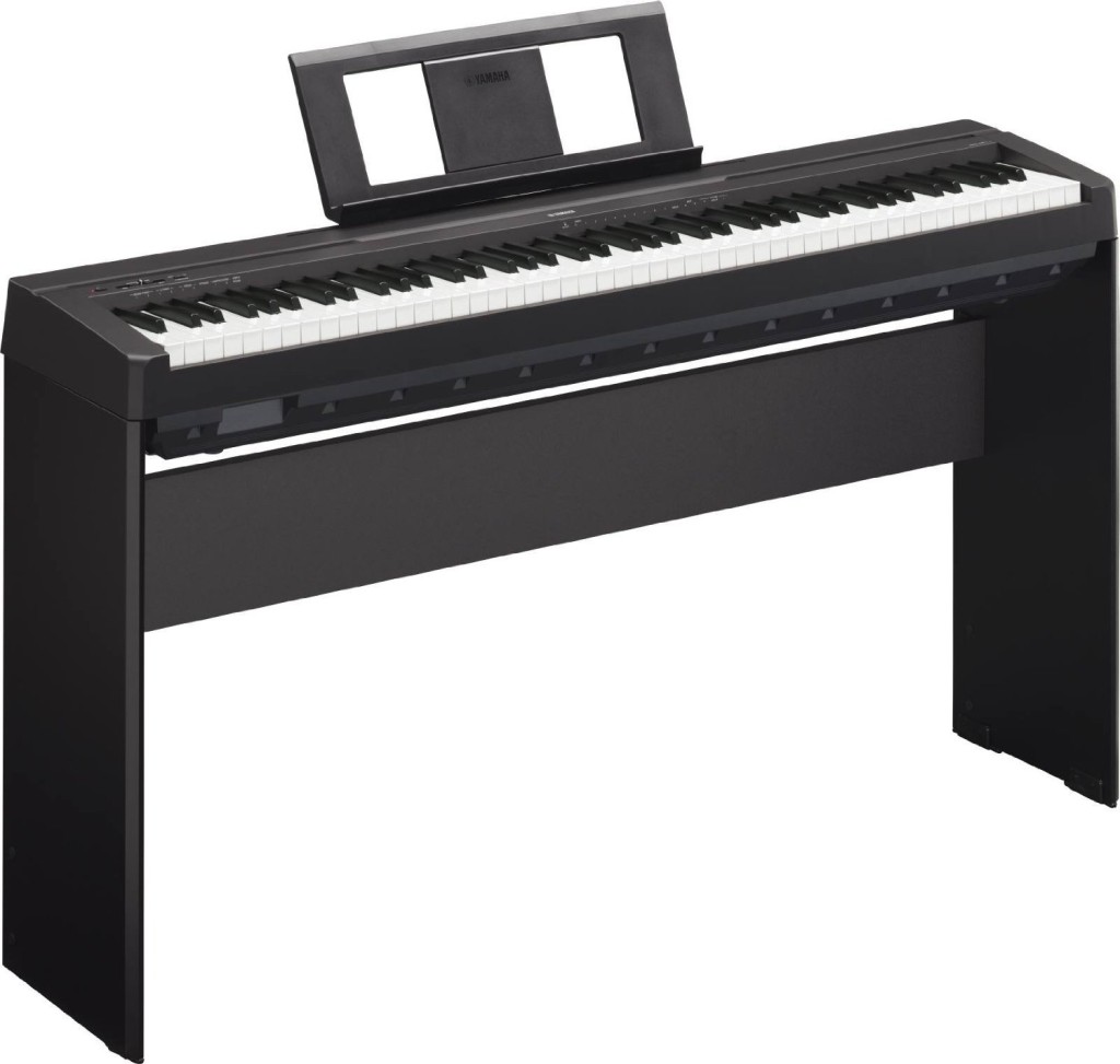 Yamaha P45 groß